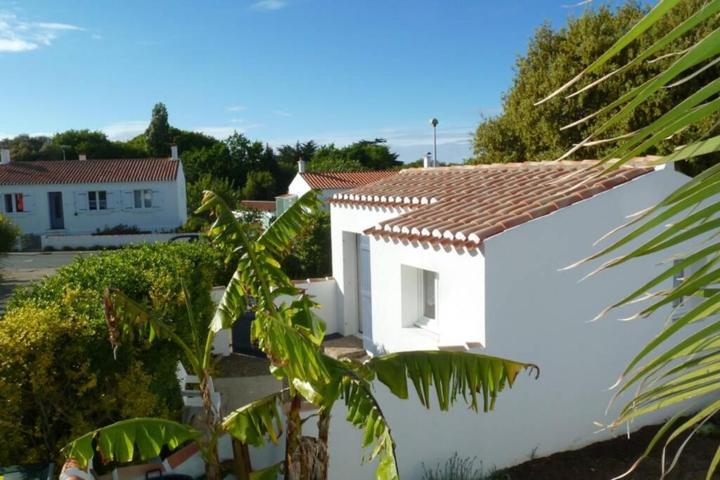 L'Ile D'Yeu, Vos Prochaines Vacances - Velos Inclus Port-Joinville Exterior photo